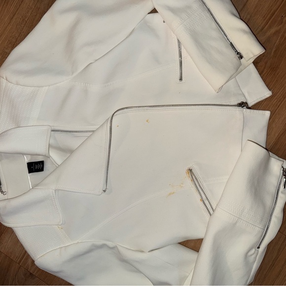 White House black market jacket - Picture 5 of 10